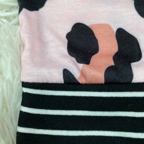 🎉HP🎉 Boutique Leopard & Stripe LS Top 💗 Black & Pink - Picture 12 of 14